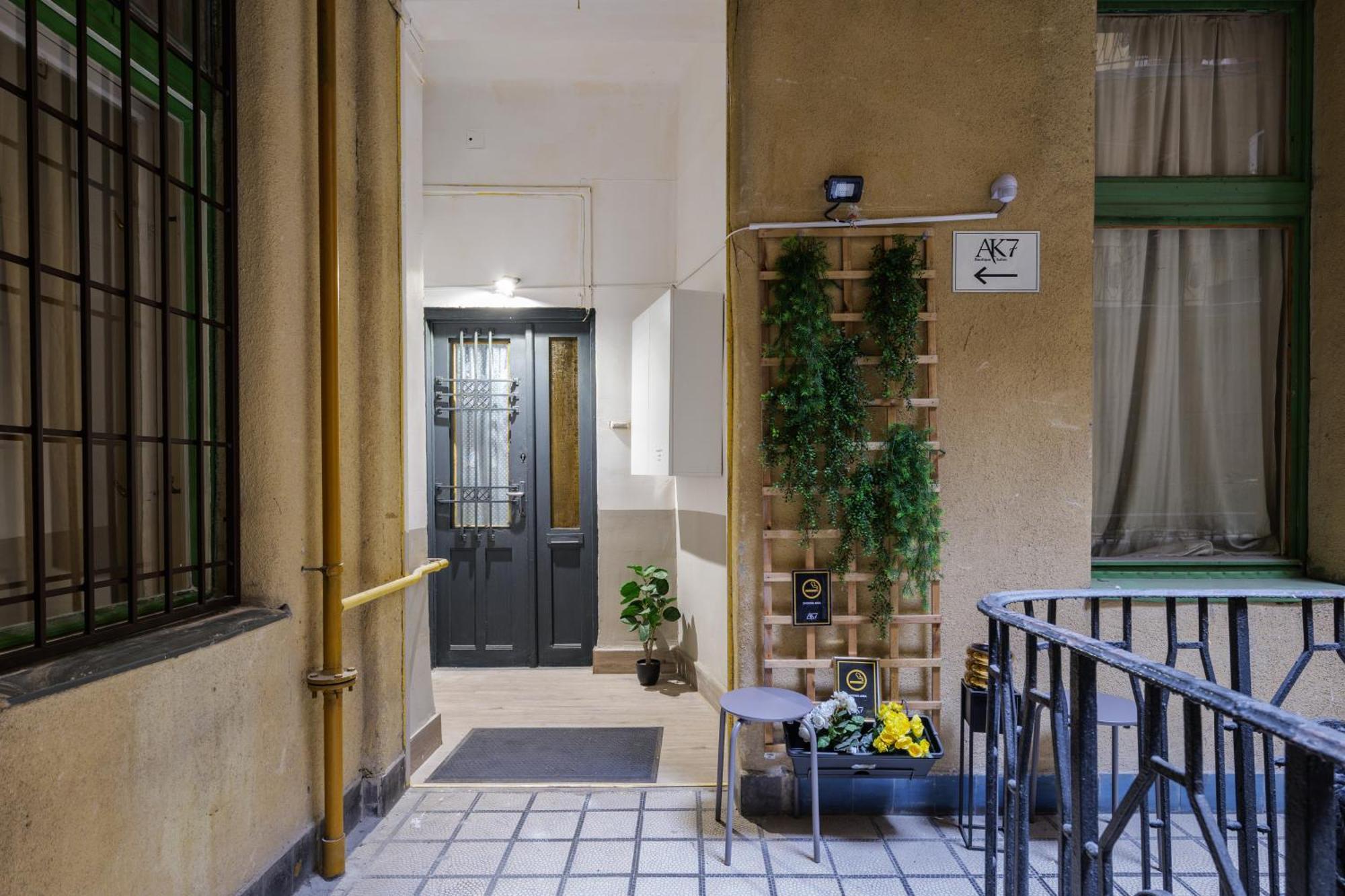 Ak7 Boutique Suites Budapesta Exterior foto